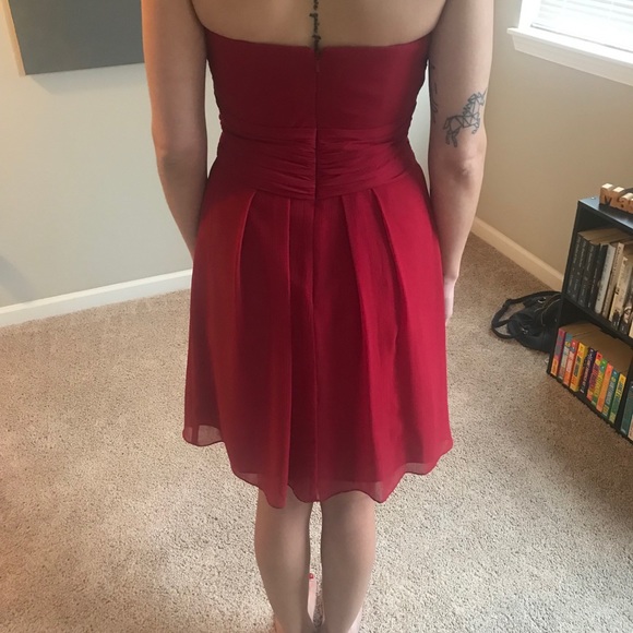 David’s Bridal deep red bridesmaid dress - Picture 2 of 2